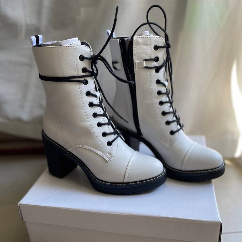 NWT Catwalk White Lace-Up Heeled Women Boots Size 6 German Import - Picture 13 of 14